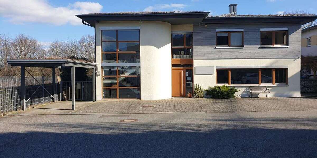 Büro in Kelkheim 1.175.000 € 350 m² zimmer