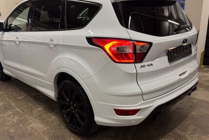 Ford Kuga 158.200 km 9.980 &euro; Mainz 55129