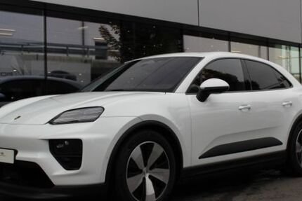 Porsche Macan 9.900 km 87.900 &euro; Wiesbaden 65187