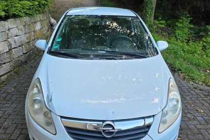 Opel Corsa 165.000 km 2.800 &euro; Rüsselsheim 65428