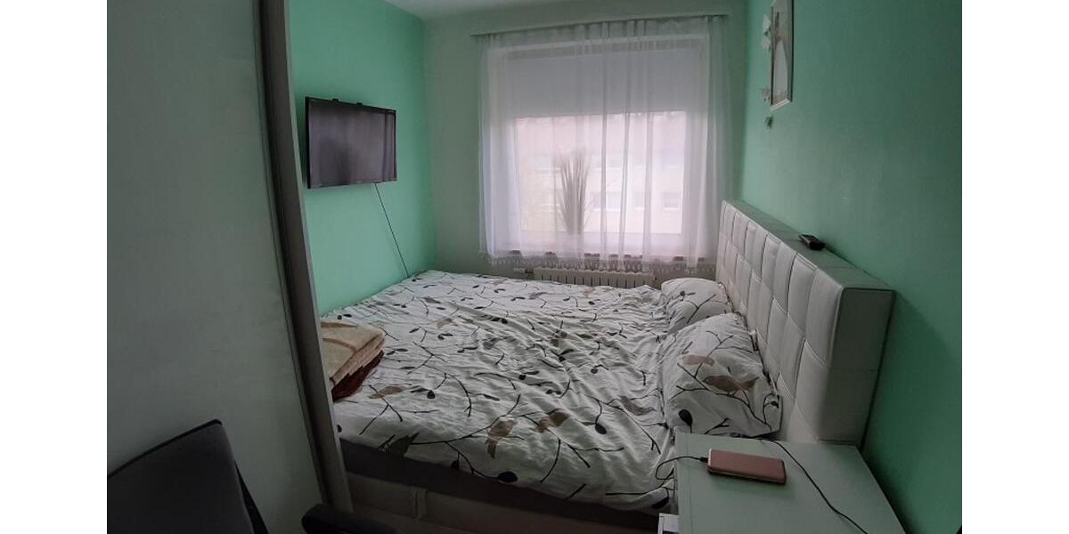 Etagenwohnung Wiesbaden Biebrich - 3 Zimmer, 60 m&sup2;, 1.500&euro; | Angebot:25173745