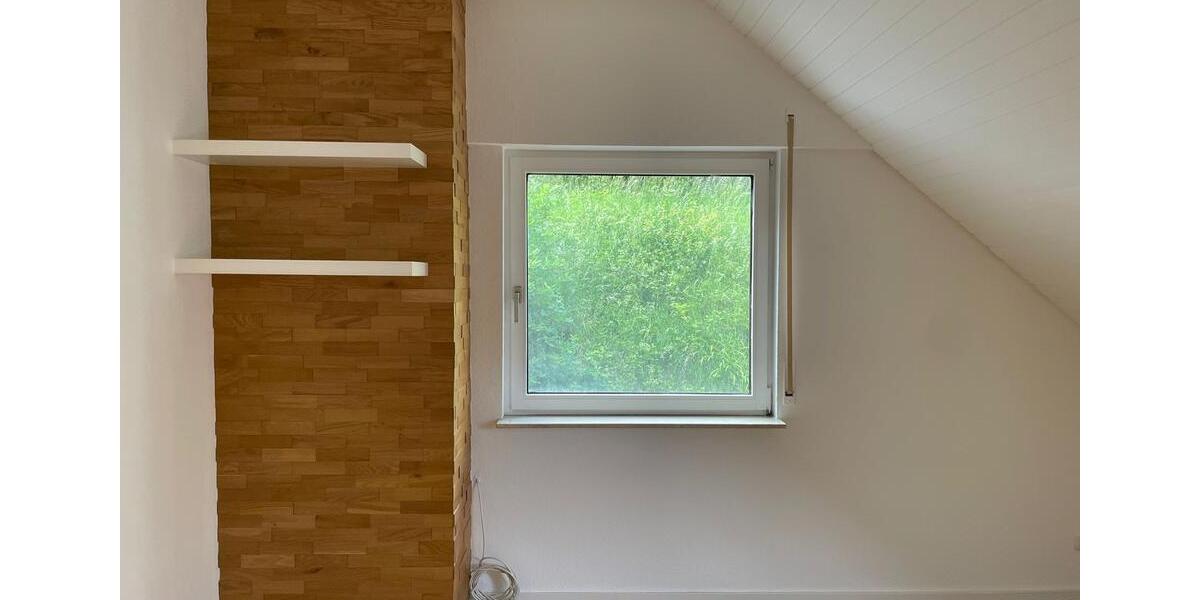 Dachgeschoßwohnung Idstein - 2 Zimmer, 43 m&sup2;, 625&euro; | Angebot:26272085