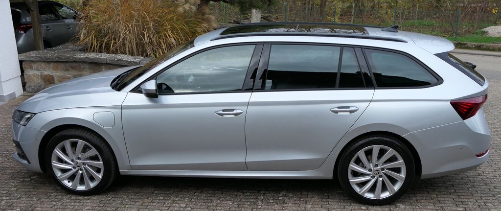 Skoda Octavia 96.000 km 19.000 &euro; Stadecken-Elsheim 55271