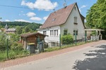 Vielseitiges Zweifamilienhaus mit Ausblick und Garten 8 zimmer