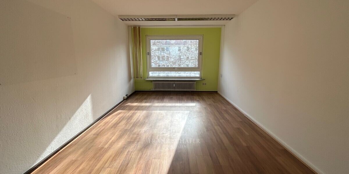 Gepflegte Bürofläche mit ca. 180m², sofort bezugsfrei, Nähe RheinChristuskirche - - Gewerbeobjekt Mainz | Angebot:26914912