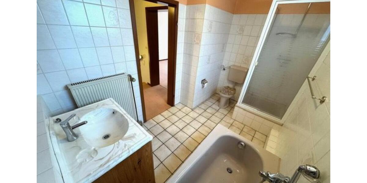Doppelhaushälfte Flörsheim am Main - 6.5 Zimmer, 135 m&sup2;, 520.000&euro; | Angebot:25159668