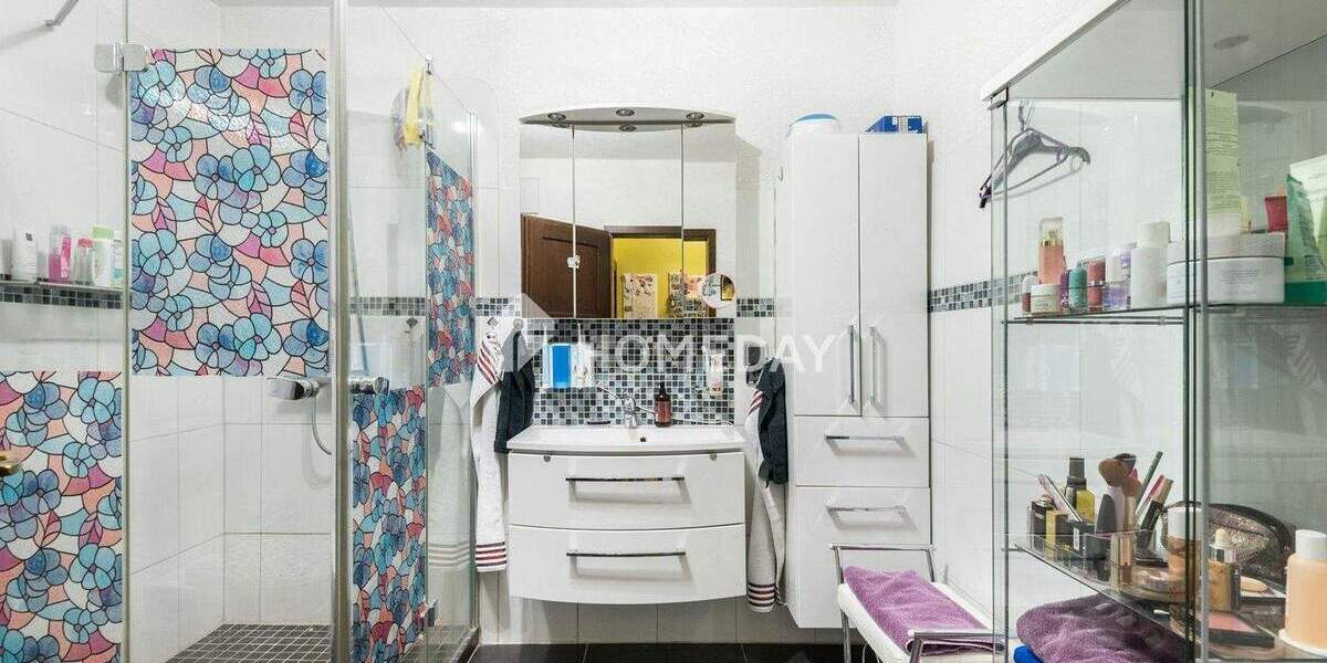 Etagenwohnung Taunusstein-Hahn Hahn - 2 Zimmer, 77 m&sup2;, 229.900&euro; | Angebot:24810491