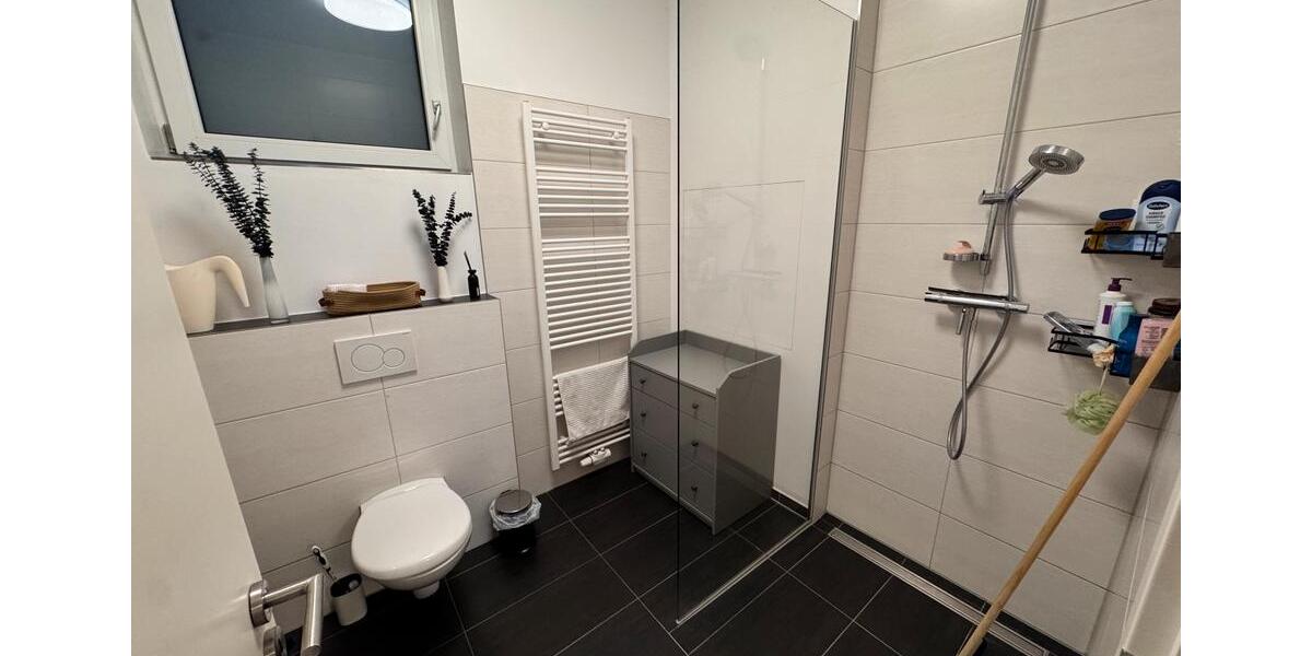 Etagenwohnung Mainz Lerchenberg - 2 Zimmer, 75 m&sup2;, 1.200&euro; | Angebot:24429462