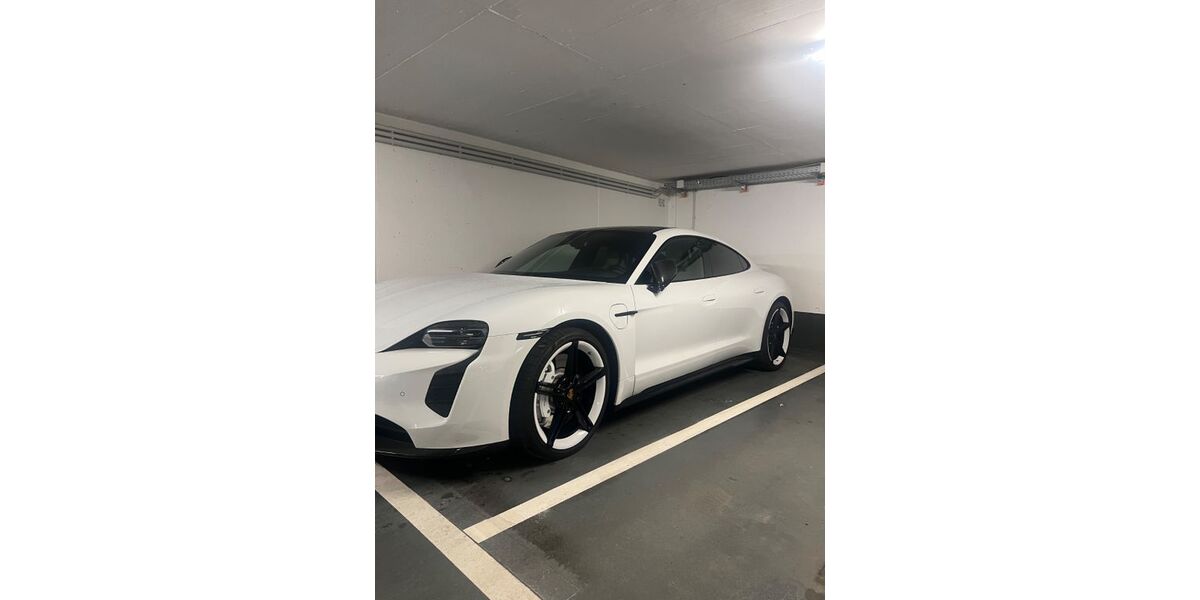 Porsche Taycan 22.500 km 56.500 &euro; Wiesbaden 65205