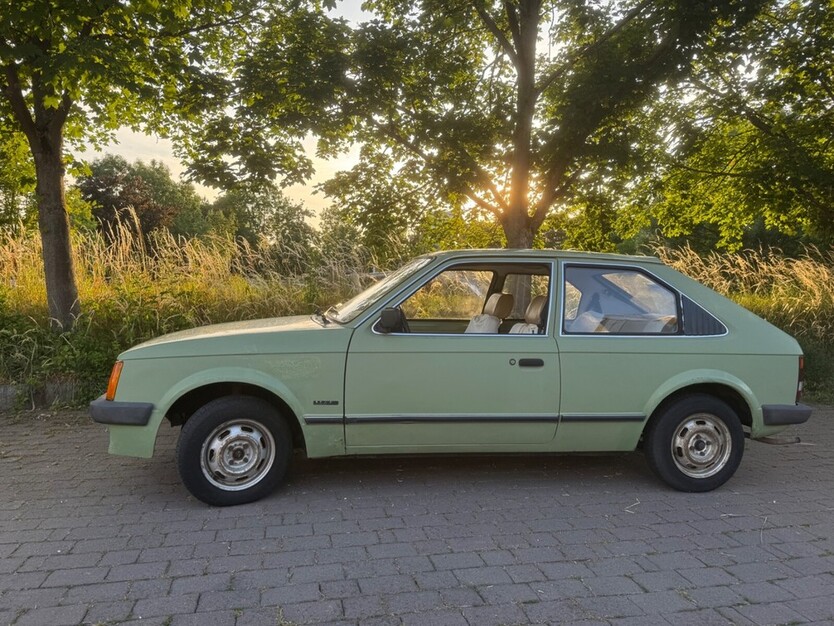 Opel Kadett D 68.016 km 2.999 € Sörgenloch 55270
