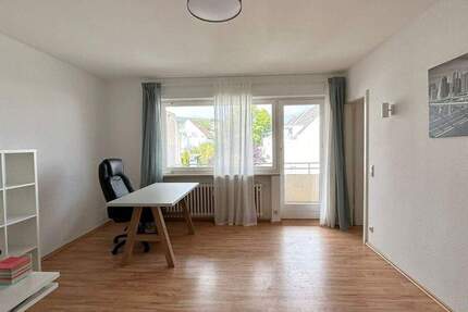 Zentrale Gewerbeimmobilie - vielseitig nutzbar zimmer