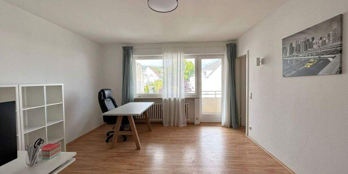 Zentrale Gewerbeimmobilie - vielseitig nutzbar zimmer