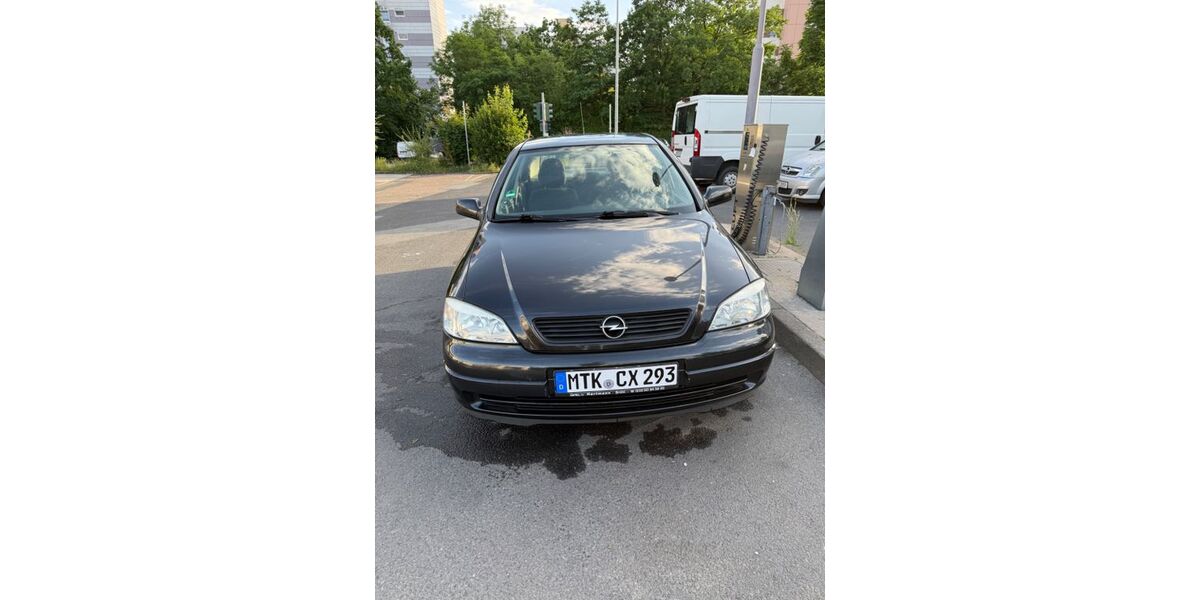Opel Astra 120.000 km 2.499 &euro; Bad Soden 65812