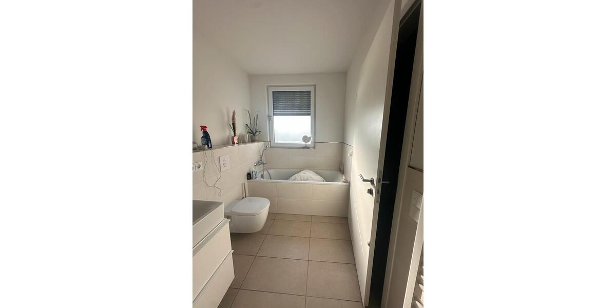 Etagenwohnung Wiesbaden Südost - 3 Zimmer, 88 m&sup2;, 1.617&euro; | Angebot:24590560