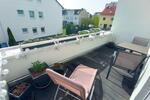 Von Privat: 2 Zi-ETW, 1. Og, TGL Bad in Langen