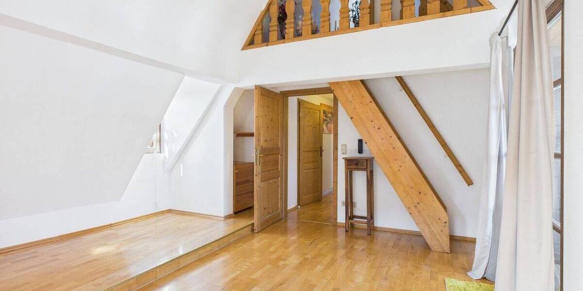 Einfamilienhaus Wiesbaden Igstadt - 7 Zimmer, 225 m&sup2;, 685.000&euro; | Angebot:24040839