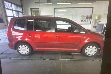 VW Touran 304.000 km 5.699 &euro; Mainz 55120