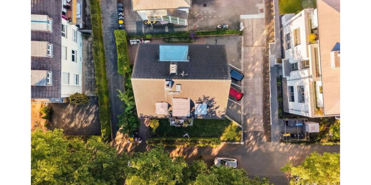 Mehrfamilienhaus, Wohnhaus Wiesbaden Südost - 9 Zimmer, 237 m&sup2;, 1.599.000&euro; | Angebot:26731619