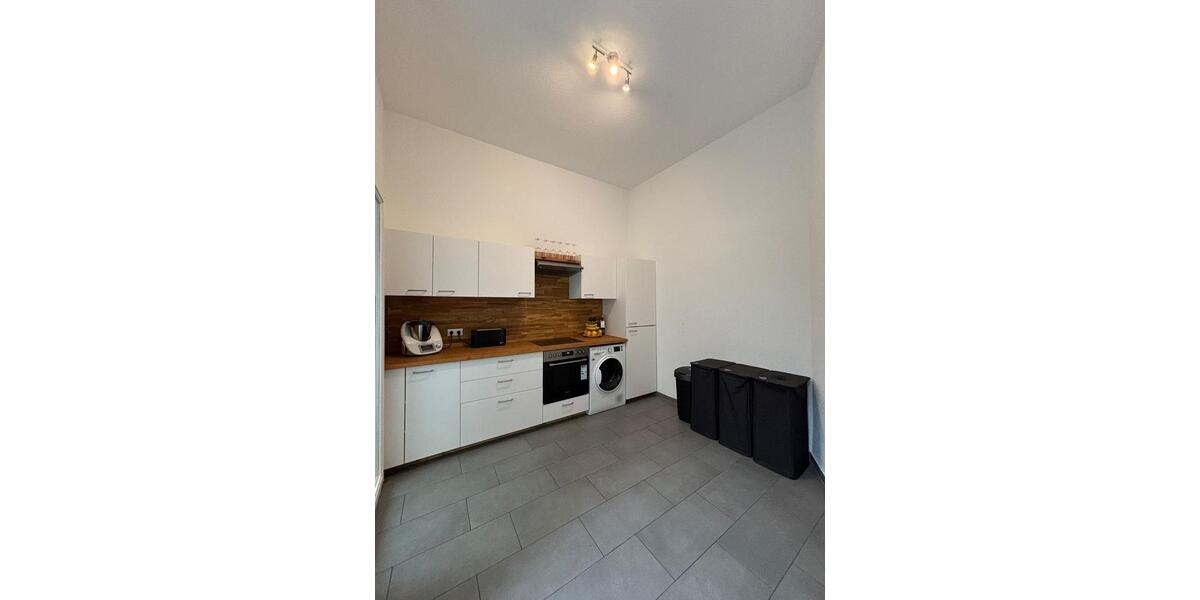Erdgeschoßwohnung Wiesbaden - 3 Zimmer, 80 m&sup2;, 1.750&euro; | Angebot:26322076