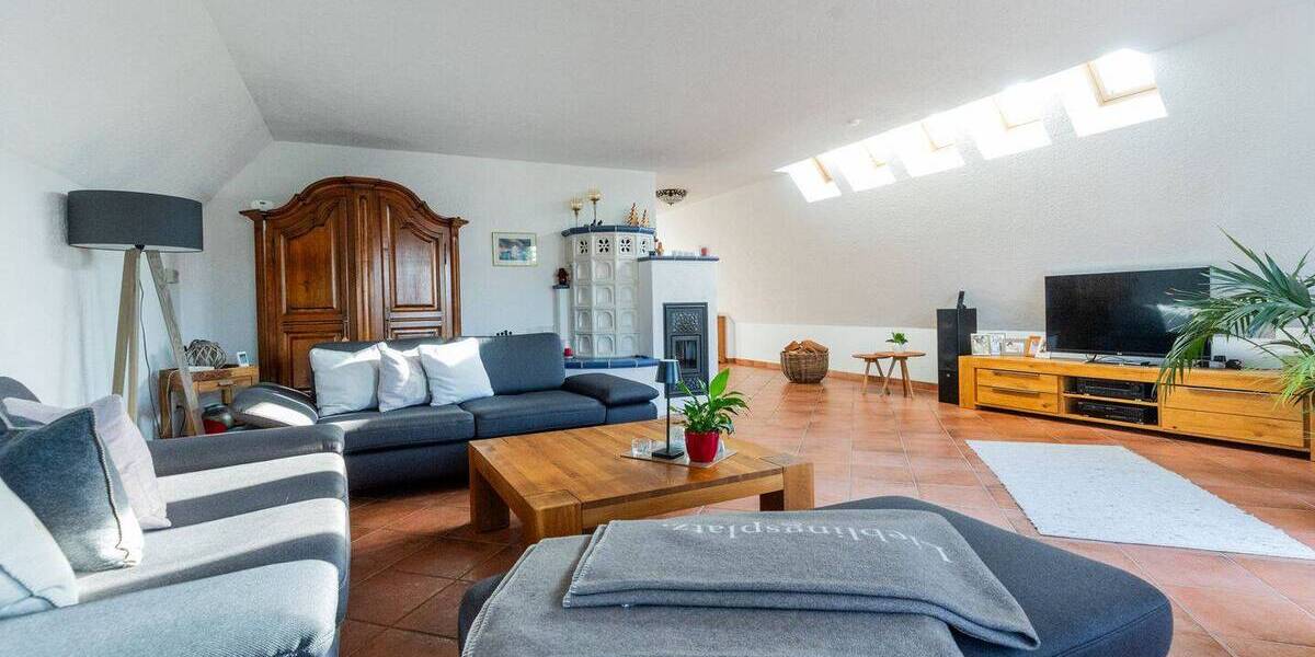 Mehrfamilienhaus, Wohnhaus Bischofsheim - 8 Zimmer, 275 m&sup2;, 850.000&euro; | Angebot:26498821