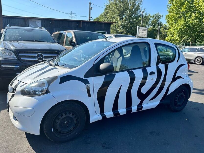 Aygo (X)