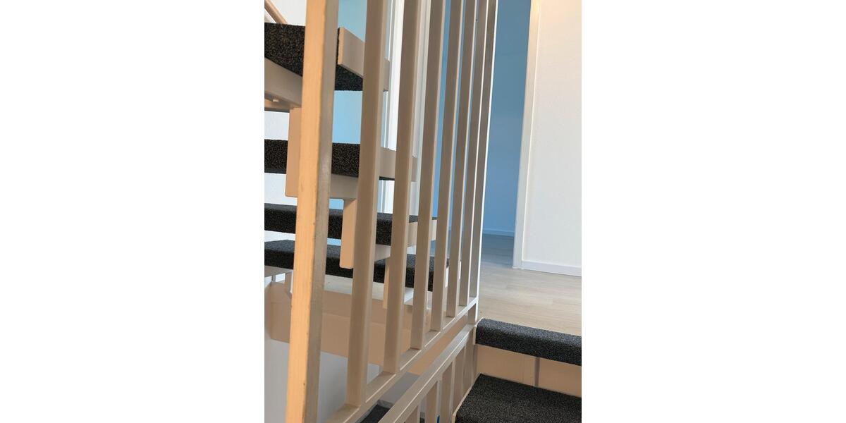 Reihenhaus Geisenheim - 3 Zimmer, 140 m&sup2;, 1.500&euro; | Angebot:25901036