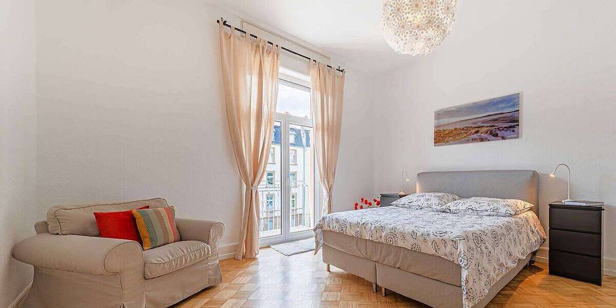 Etagenwohnung Frankfurt am Main Bockenheim - 3 Zimmer, 90 m&sup2;, 2.400&euro; | Angebot:26803848