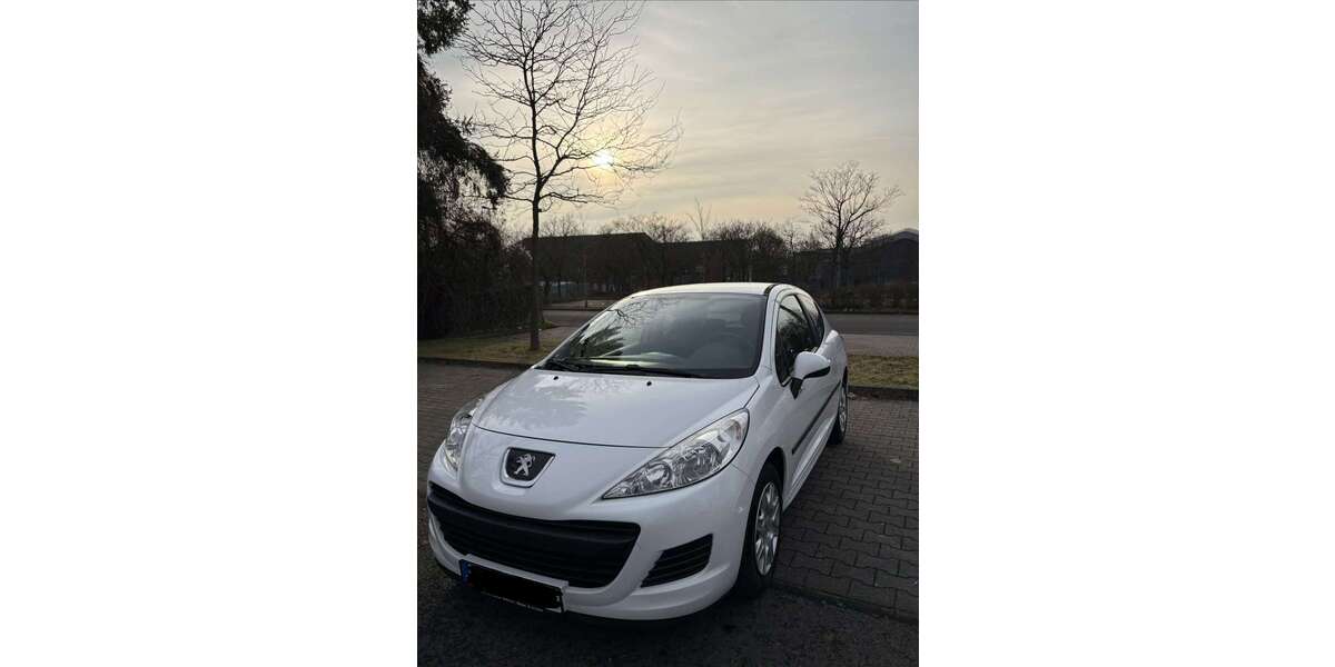 Peugeot 207 138.344 km 3.100 &euro; Wiesbaden 65189