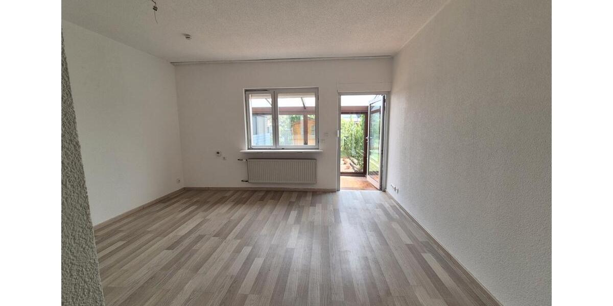 Reihenhaus Frankfurt am Main Gallus - 4 Zimmer, 100 m&sup2;, 1.799&euro; | Angebot:26554825