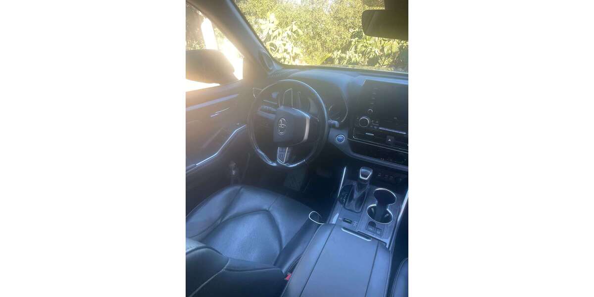 Toyota Highlander 77.000 km 40.000 &euro; Wiesbaden 65193