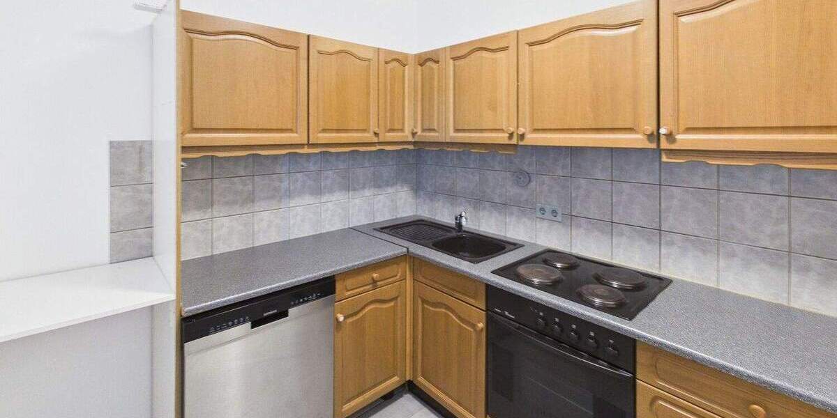 Etagenwohnung Wiesbaden Biebrich - 2 Zimmer, 48 m&sup2;, 179.000&euro; | Angebot:25836524