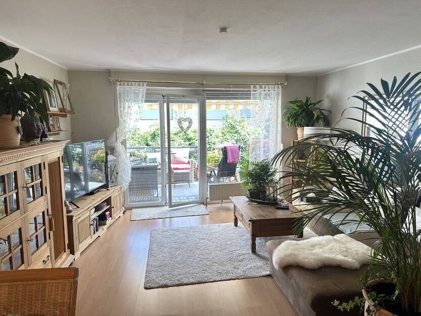 Reihenhaus mit kl.Garten und PKW-Stellplatz in zentraler Lage von Hofheim-Diedenbergen!