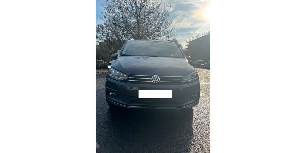 VW Touran 150.000 km 16.500 € Wiesbaden 65187