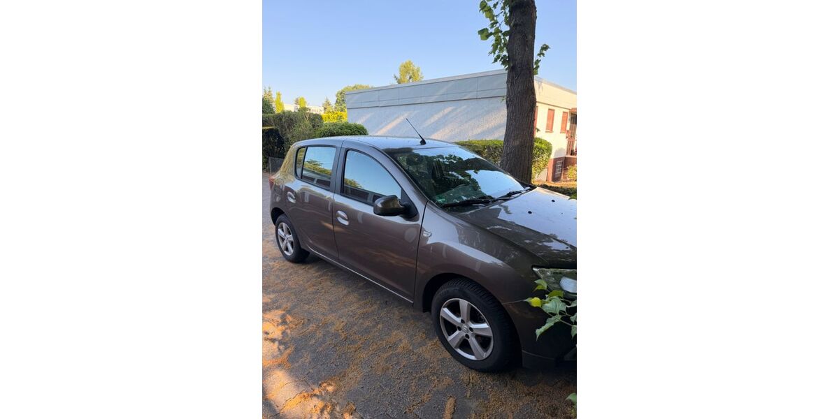 Dacia Sandero 87.000 km 7.699 &euro; Mainz 55127