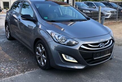 Hyundai i30 200.000 km 5.480 &euro; Mainz-Kastel 55252