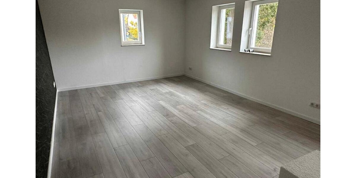 Doppelhaushälfte Bad Camberg - 2.5 Zimmer, 65 m&sup2;, 600&euro; | Angebot:23820677