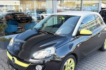 Opel Adam 61.200 km 7.990 &euro; Geisenheim 65366