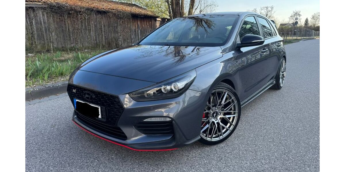 Hyundai i30 76.000 km 19.900 &euro; Raunheim 65479