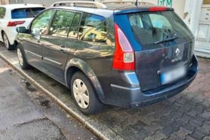 Renault Megane 305.000 km 600 &euro; Wiesbaden 65197