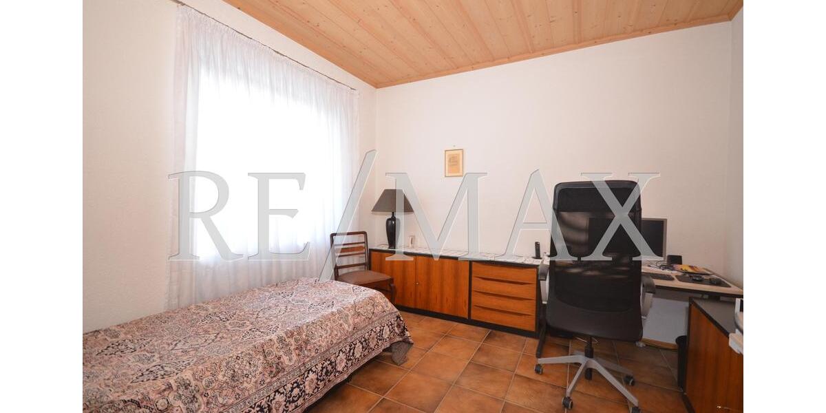 Einfamilienhaus Idstein - 5 Zimmer, 185 m&sup2;, 1.800&euro; | Angebot:26065494