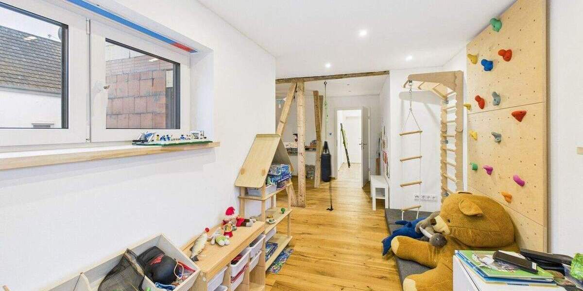 Modernes, hochwertig saniertes Einfamilienhaus mit individuellem Gestaltungspotential 5 zimmer