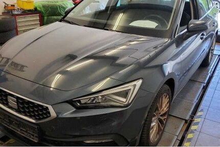 Seat Leon 76.440 km 23.480 &euro; Mainz 55129