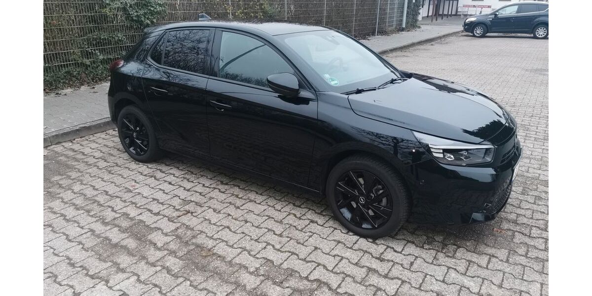 Opel Corsa 17.200 km 17.700 &euro; Rüsselsheim 65428