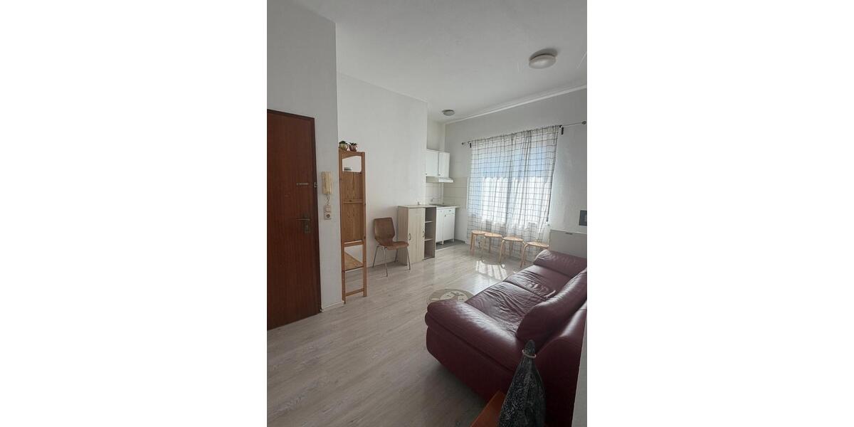 Etagenwohnung Frankfurt am Main Bockenheim - 2 Zimmer, 50 m&sup2;, 1.200&euro; | Angebot:26625714