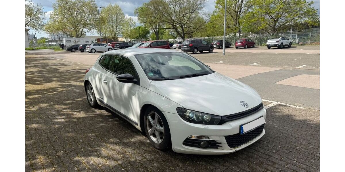VW Scirocco 203.000 km 2.999 &euro; Ingelheim 55216