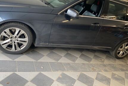 Mercedes-Benz E 220 152.000 km 15.000 &euro; Heidenrod 65321