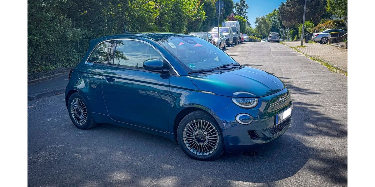 Fiat 500e 26.600 km 14.200 &euro; Wiesbaden 65195
