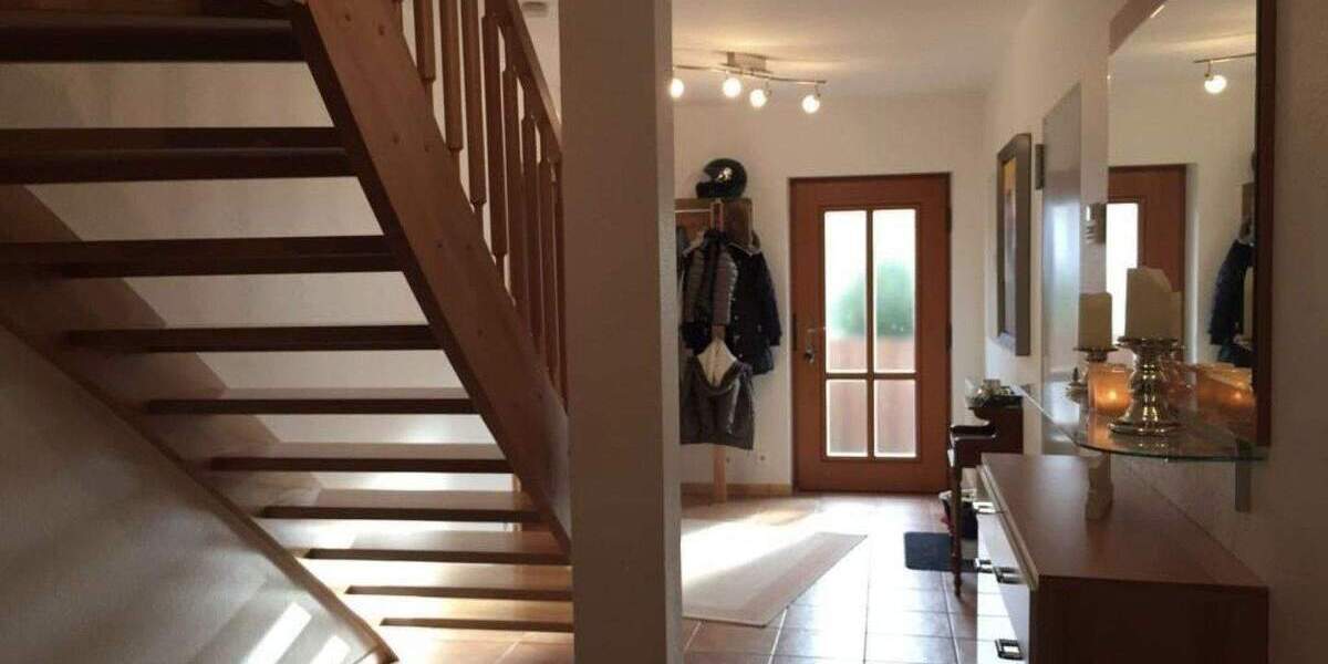 Einfamilienhaus Idstein - 8 Zimmer, 266 m&sup2;, 990.000&euro; | Angebot:25657464