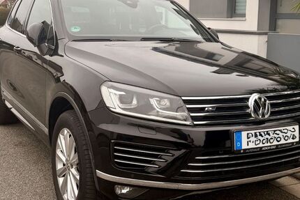 VW Touareg 129.800 km 21.800 &euro; Kelkheim 65779