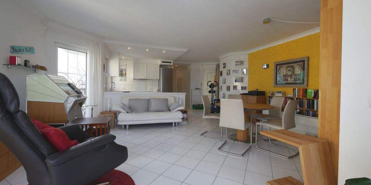 Etagenwohnung Taunusstein Hambach - 3 Zimmer, 83 m&sup2;, 225.000&euro; | Angebot:25666822